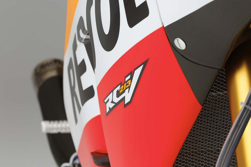 Illustration for article titled Here's Your Gratuitous 2015 MotoGP Honda RC213V Gallery